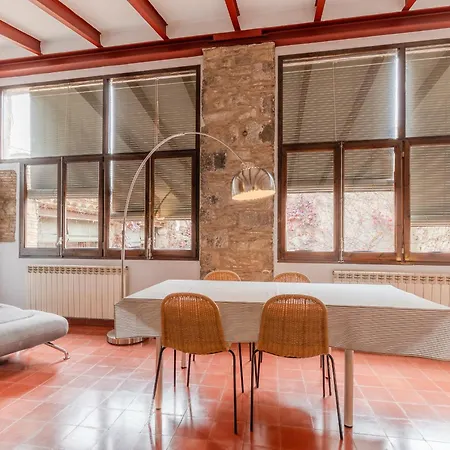 Flateli Cundaro 3 Gerona
