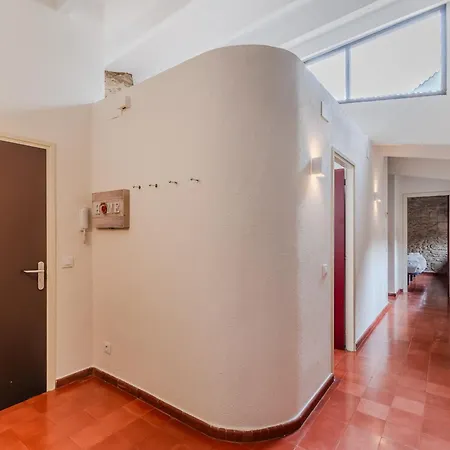 Flateli Cundaro 3 Апартаменти *